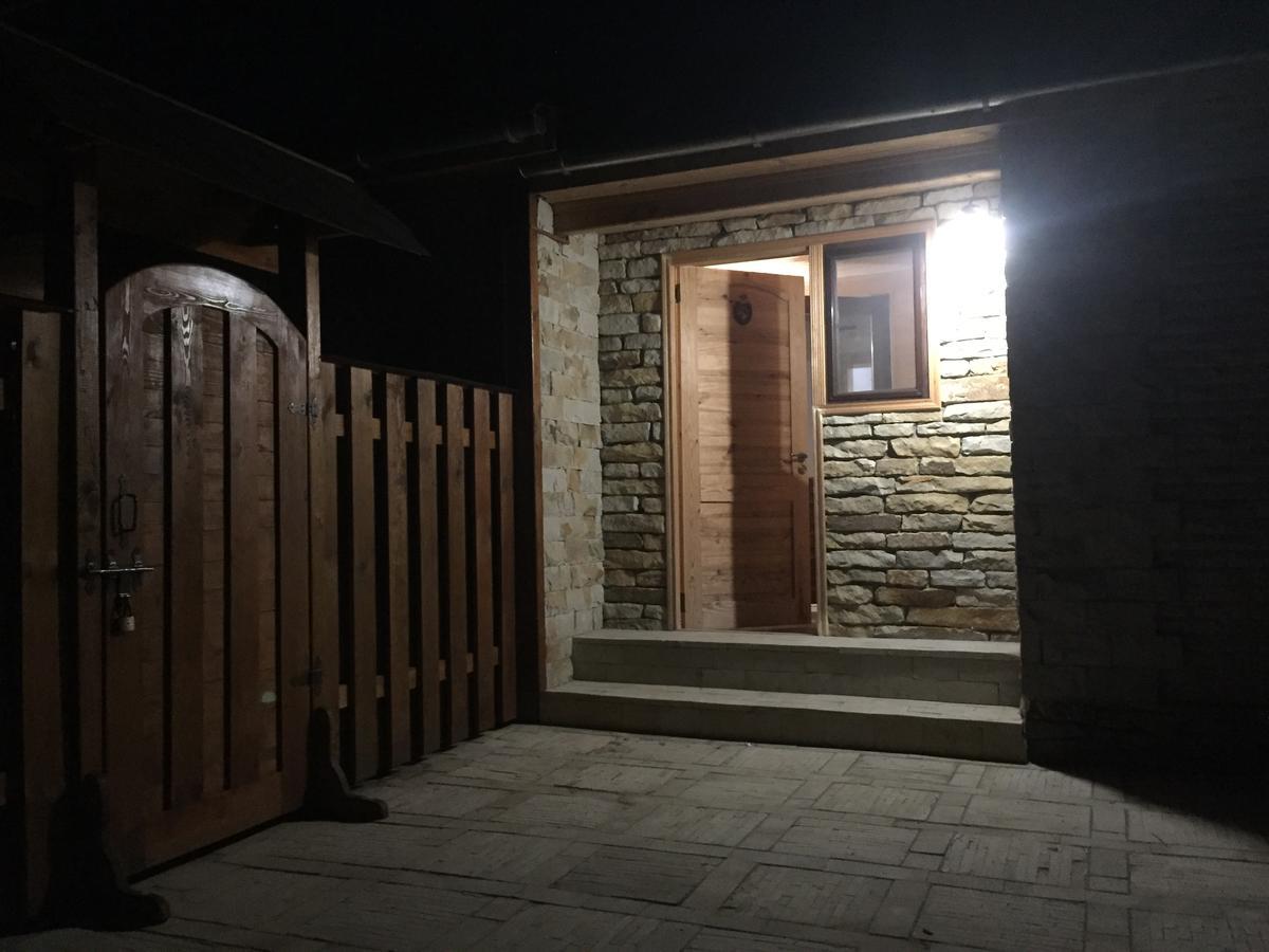 Эко Отель "Золотая Подкова" Sharhorod Extérieur photo